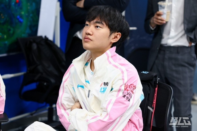 BLG发布战胜AL赛场返图：进无止境